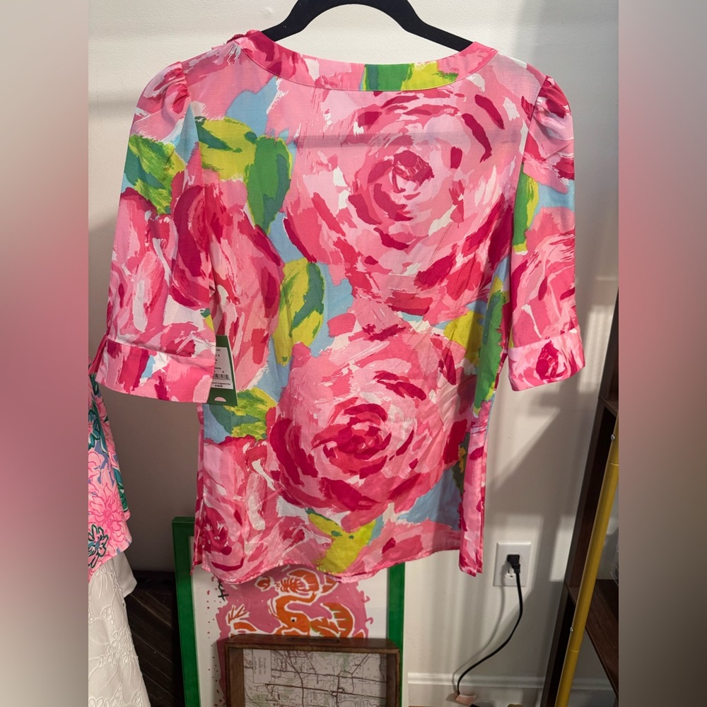 Lilly Pulitzer Chella Blouse in Pink and Green - NWT - Picture 4 of 5